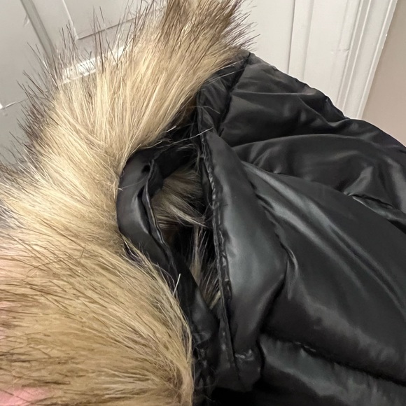 Vest - Picture 5 of 5